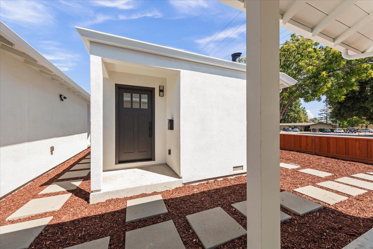 381 N Leigh Avenue photo 37