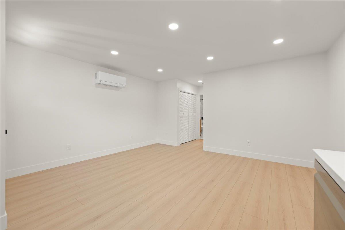 381 N Leigh Avenue photo 42