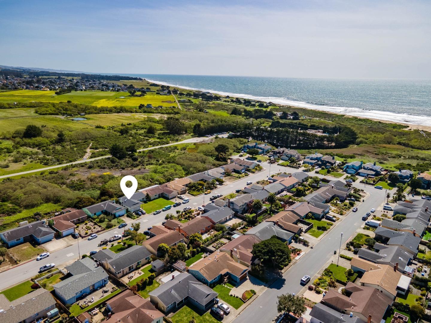 413 Kehoe Avenue, Half Moon Bay