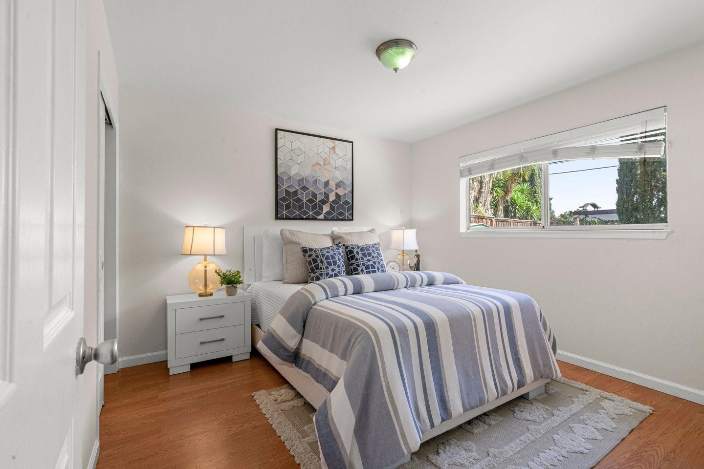 1340 Sharp Avenue photo 16