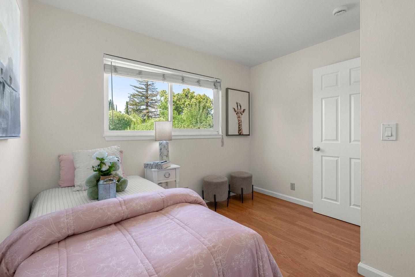 1340 Sharp Avenue photo 21