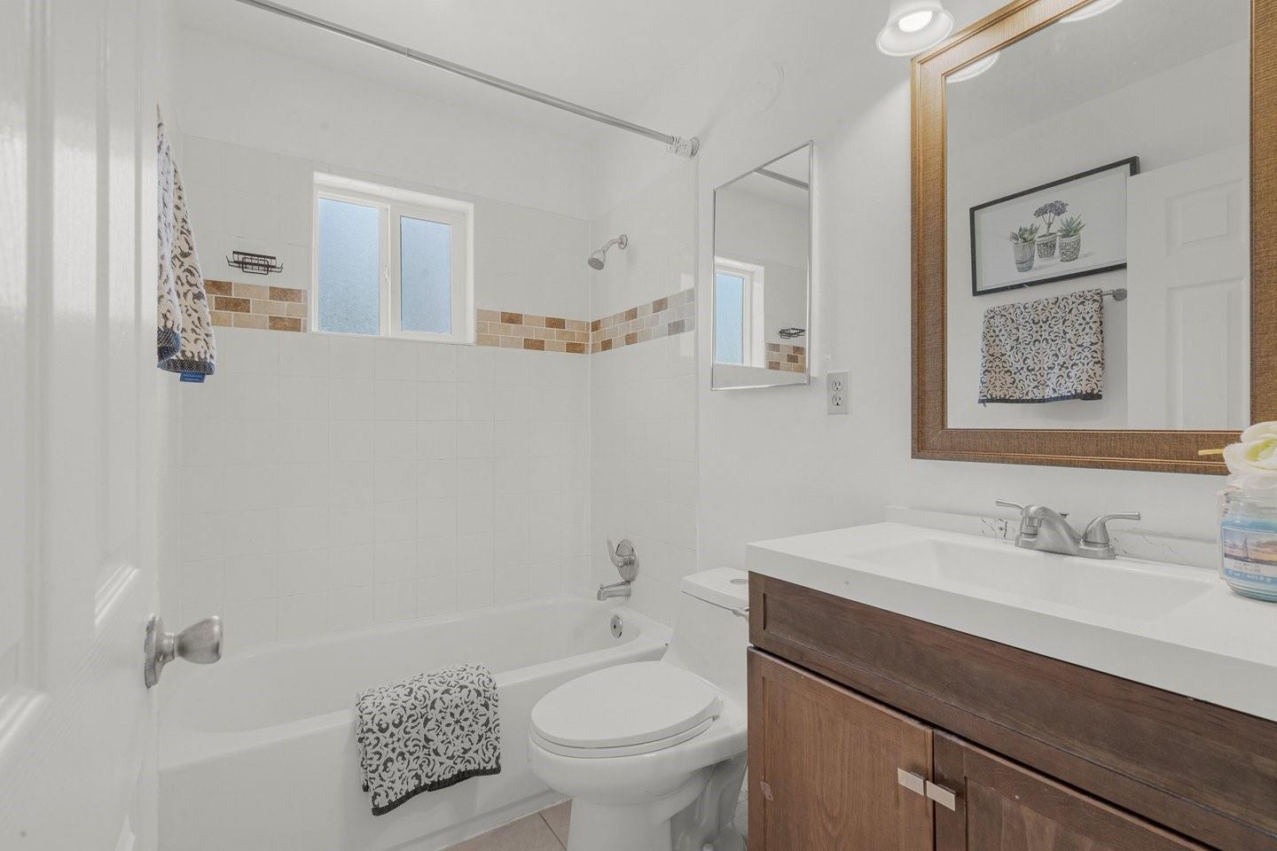 1340 Sharp Avenue photo 22