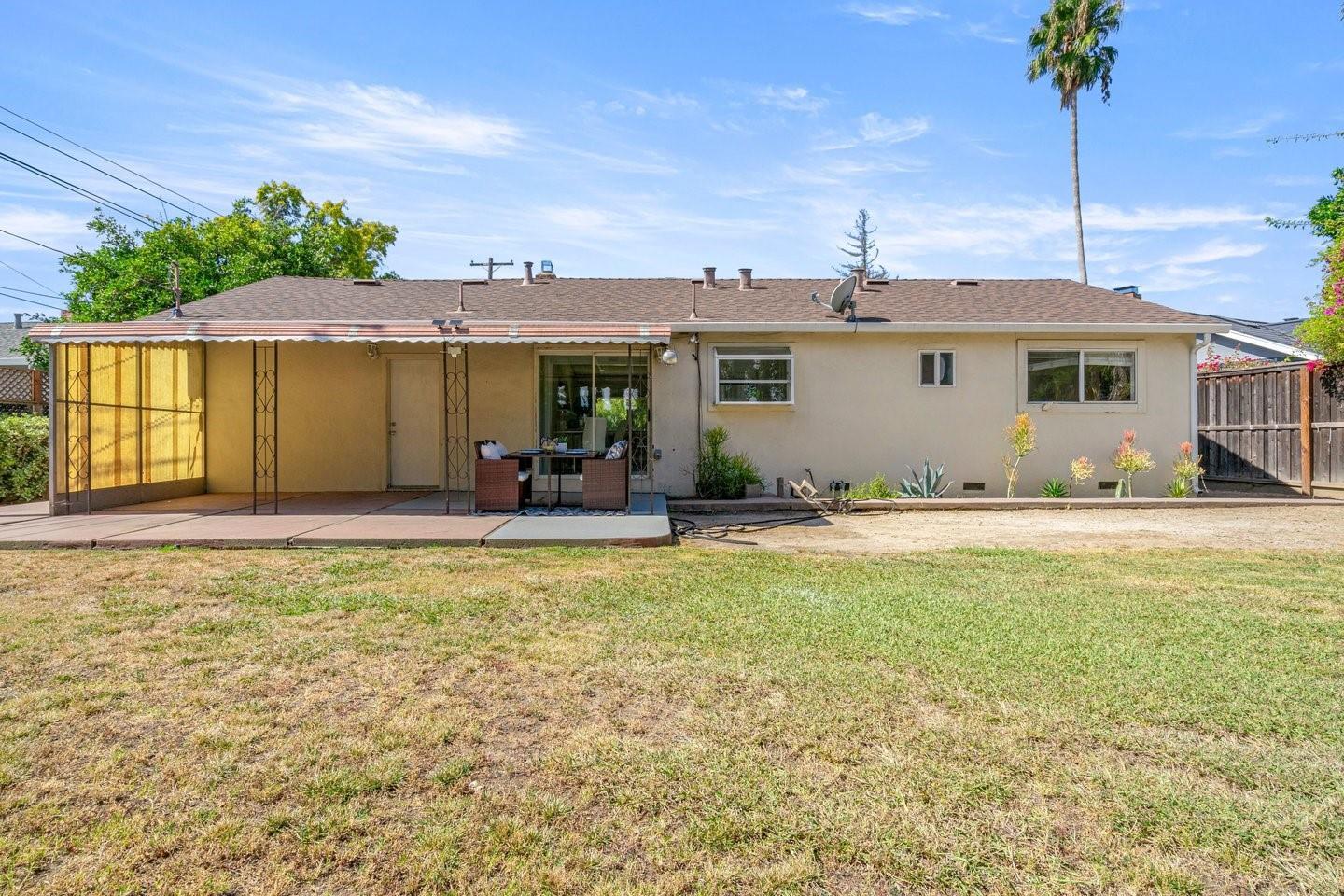 1340 Sharp Avenue photo 23