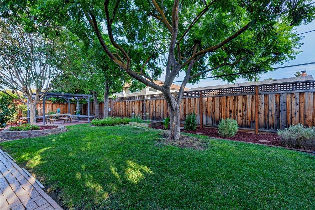 2318 Maximilian Drive photo 43