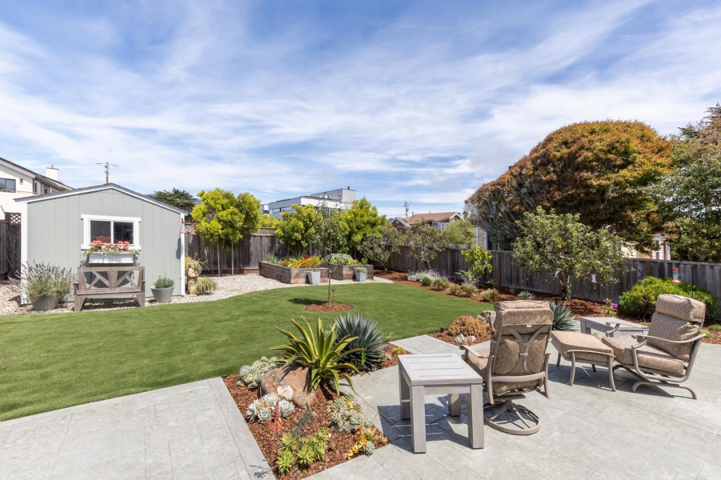 319 Miramontes Avenue photo 59