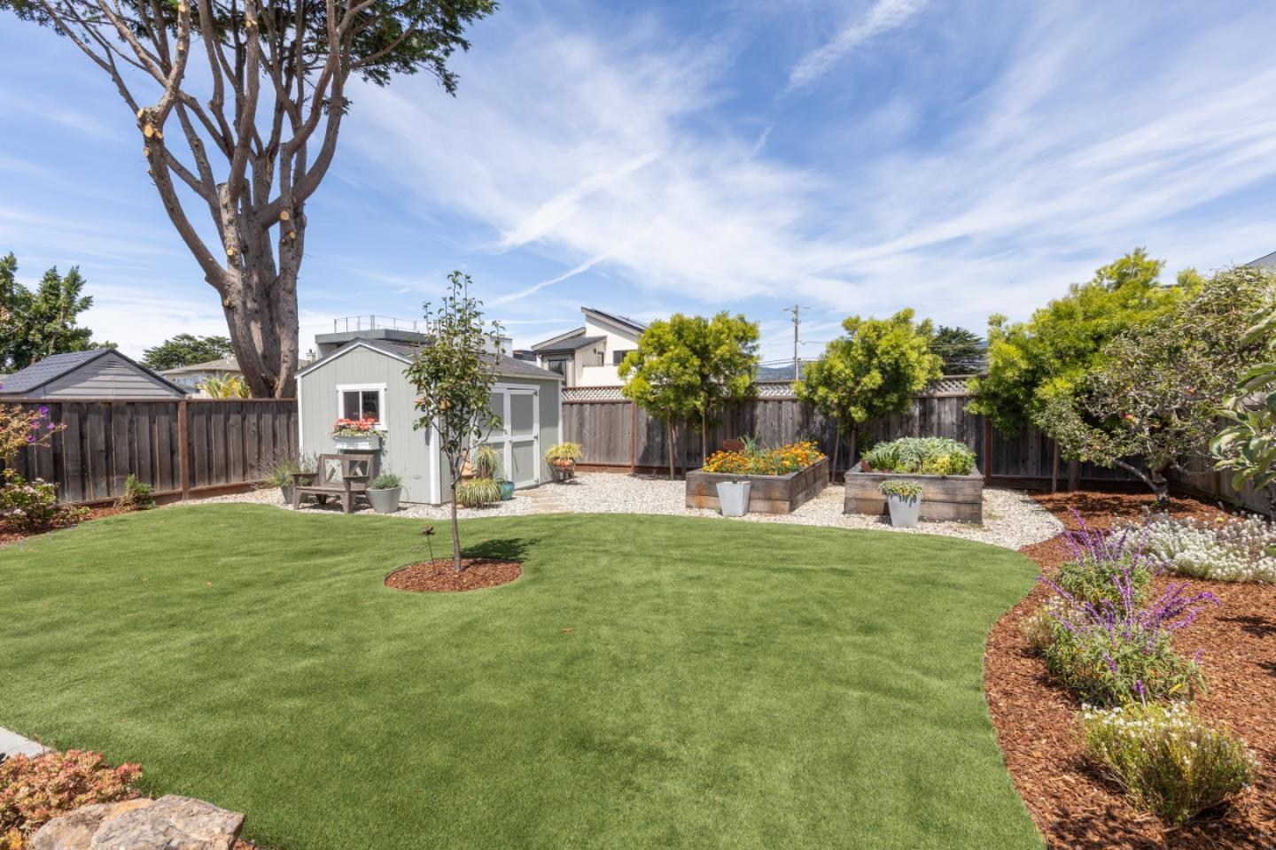 319 Miramontes Avenue photo 60