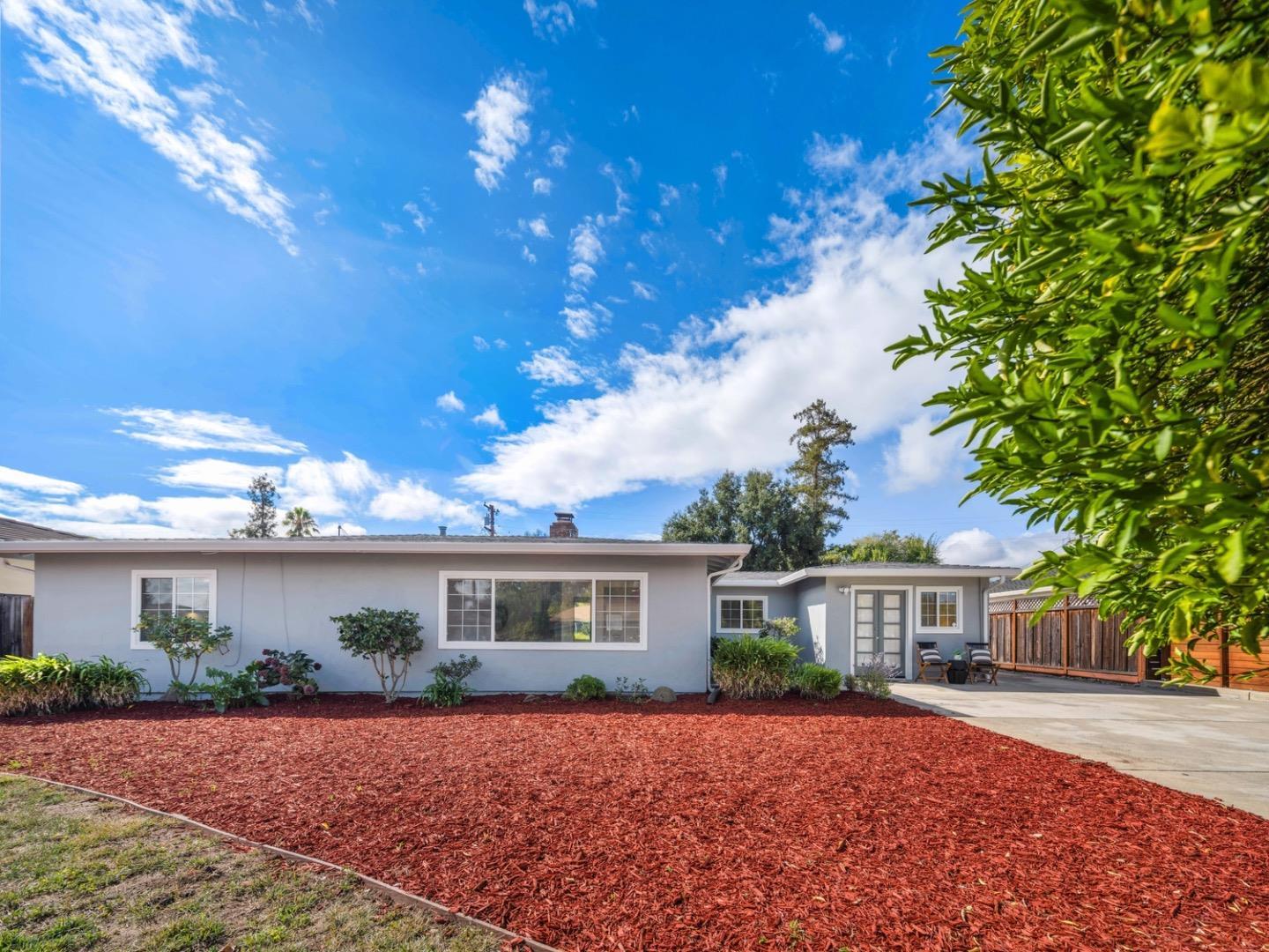 18564 Paseo Tierra, Saratoga, CA