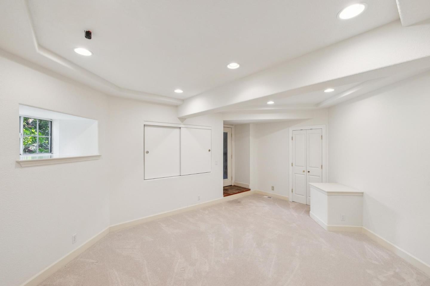 590 Miramar Drive photo 42