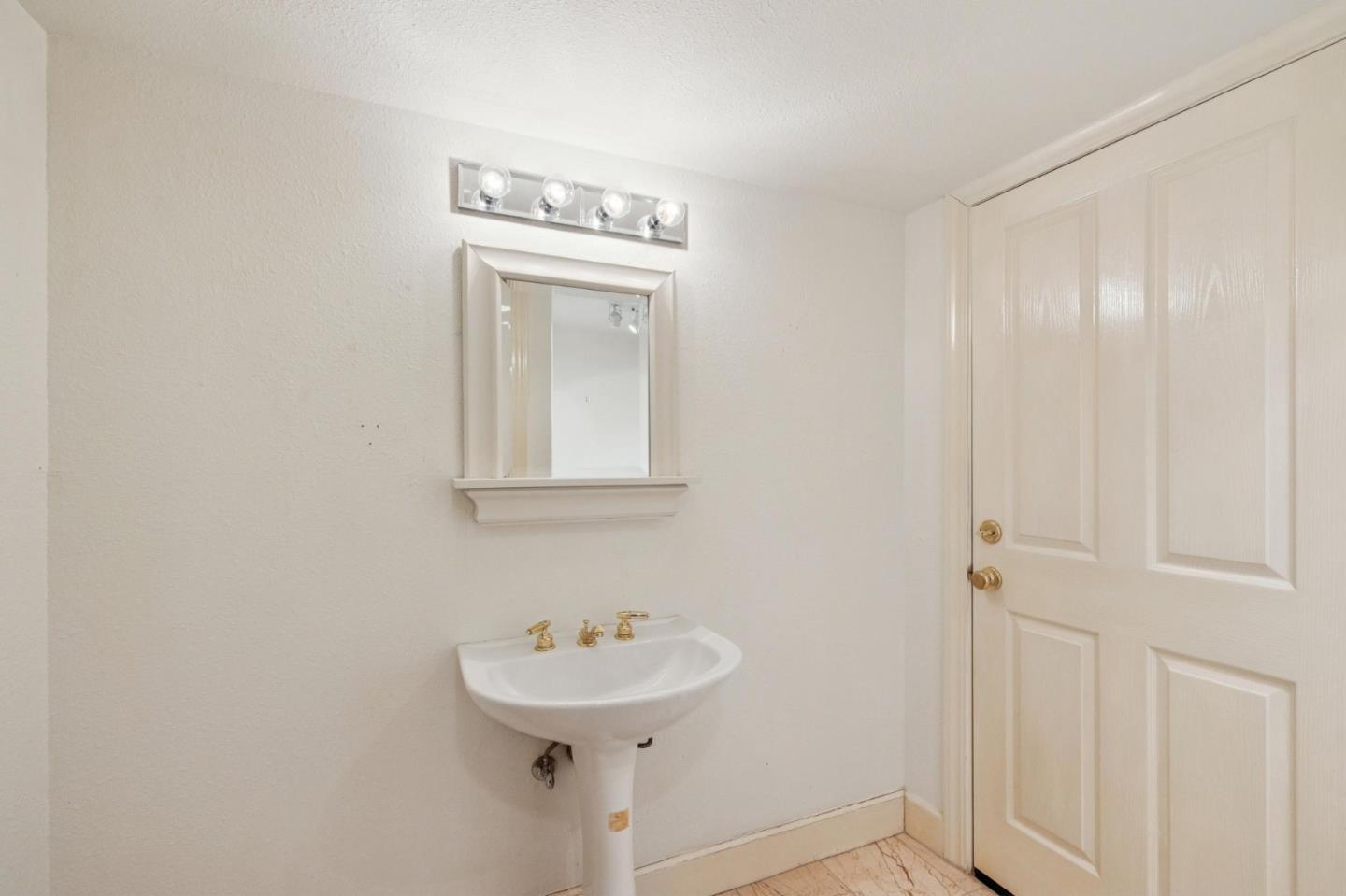 590 Miramar Drive photo 45