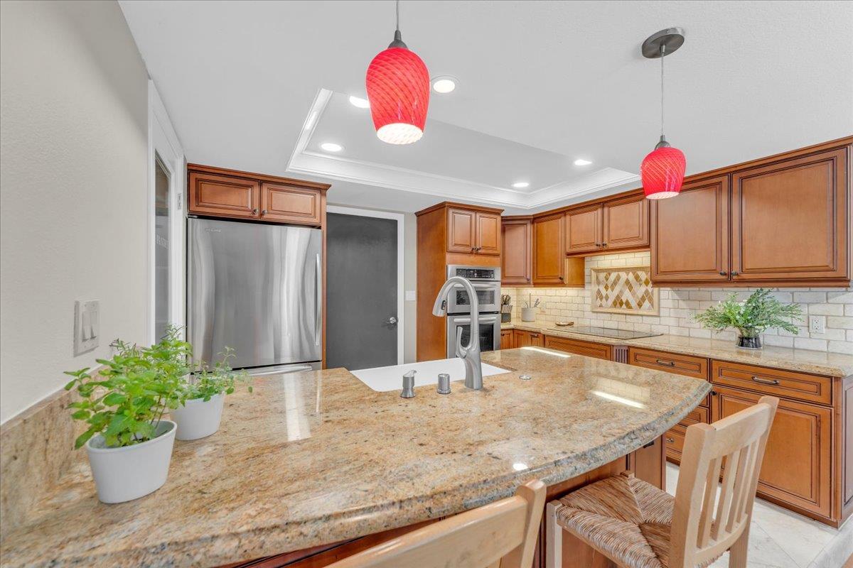 103 Hooke Lane photo 8