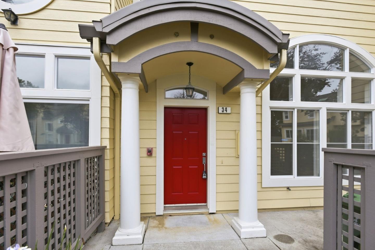34 Erin Lane photo 2