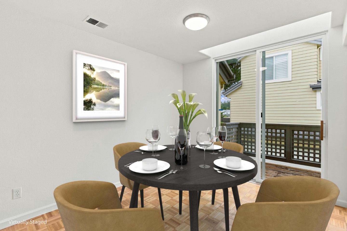 34 Erin Lane photo 16