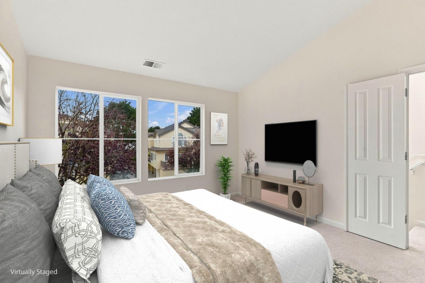 34 Erin Lane photo 19