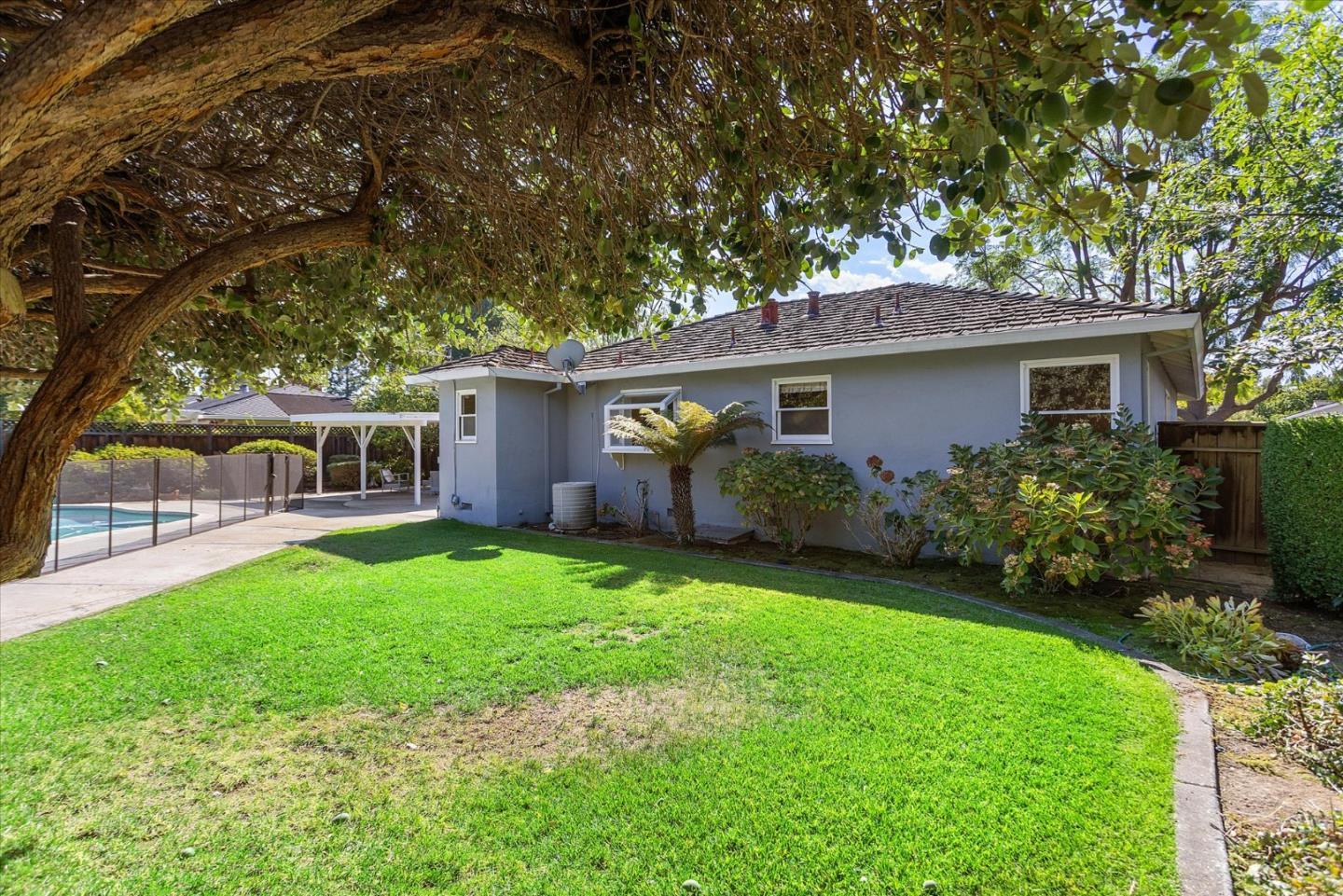 1393 Arroyo Seco Drive photo 37