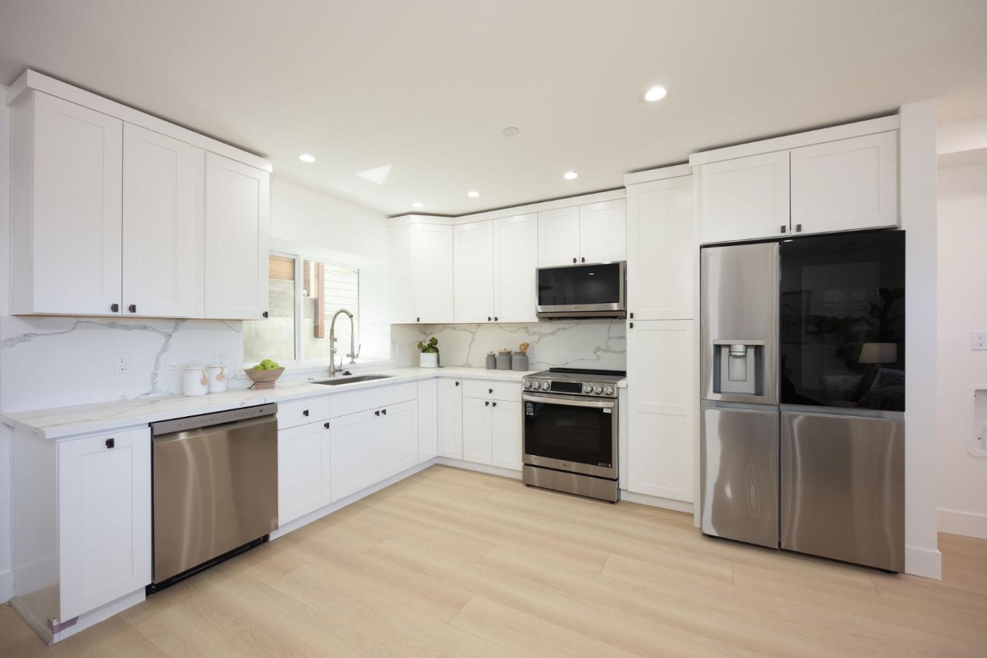 599 Alto Avenue photo 21