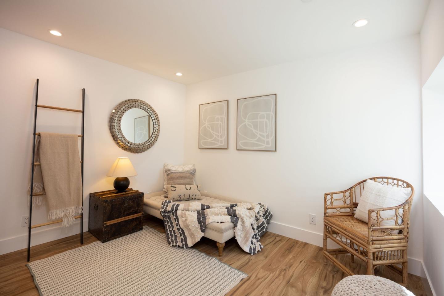 599 Alto Avenue photo 23