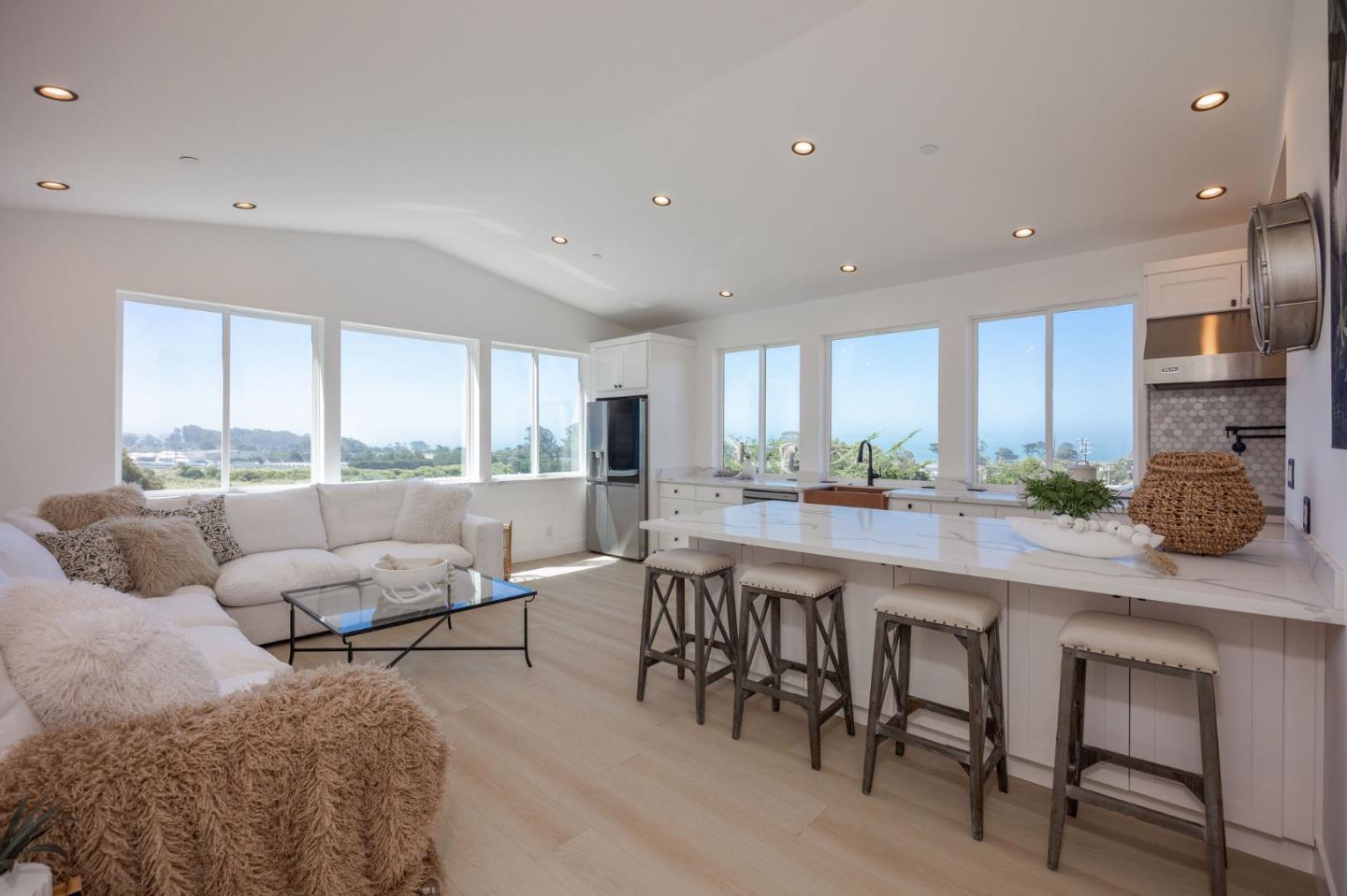 599 Alto Avenue photo 4