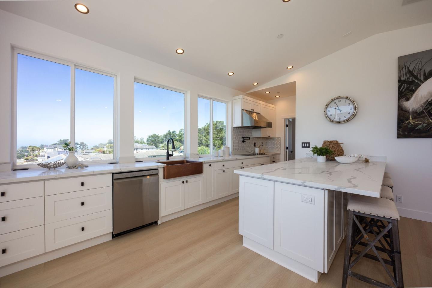 599 Alto Avenue photo 5