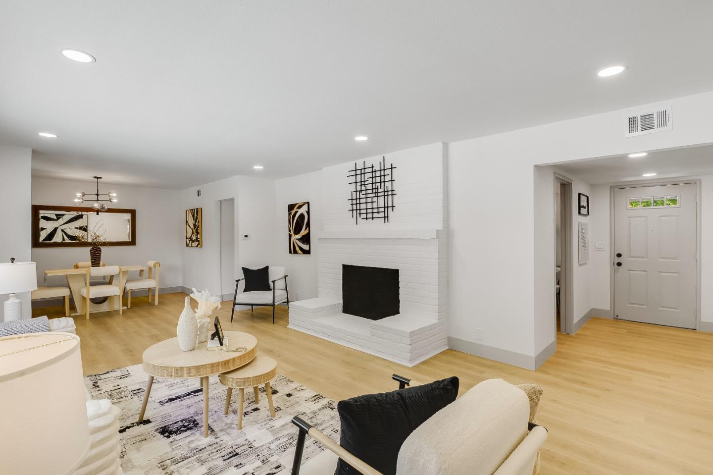 421 Manchester Avenue photo 8