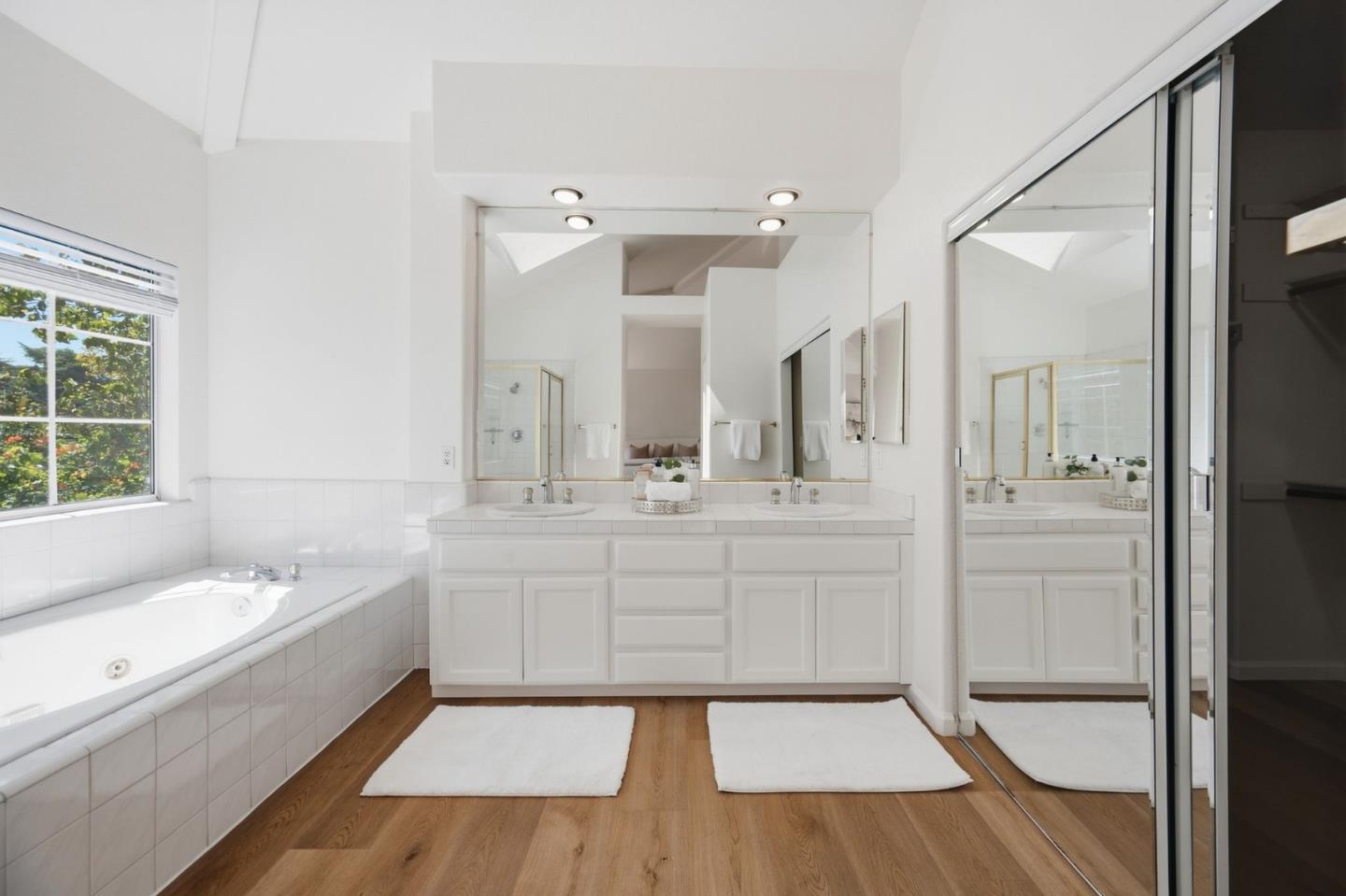 2112 Vizcaya Way photo 28
