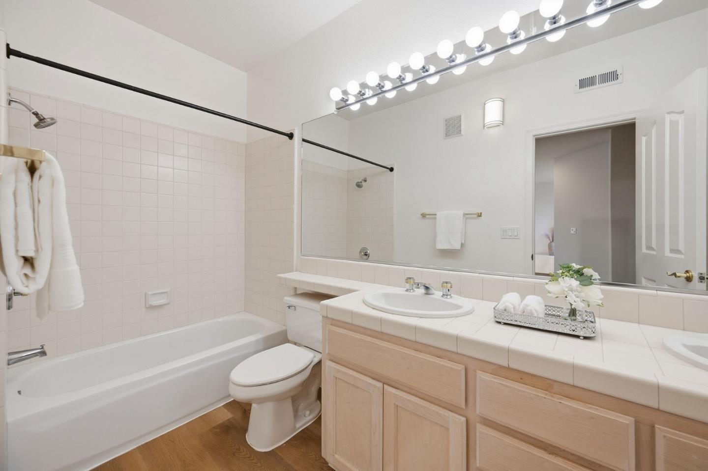 2112 Vizcaya Way photo 37