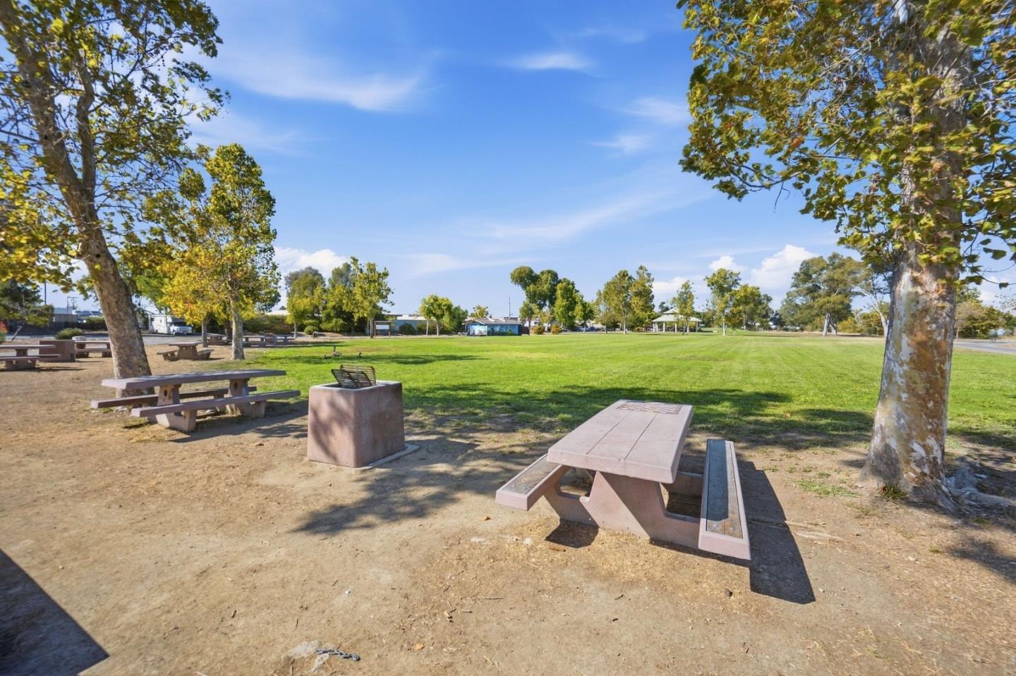 2112 Vizcaya Way photo 48