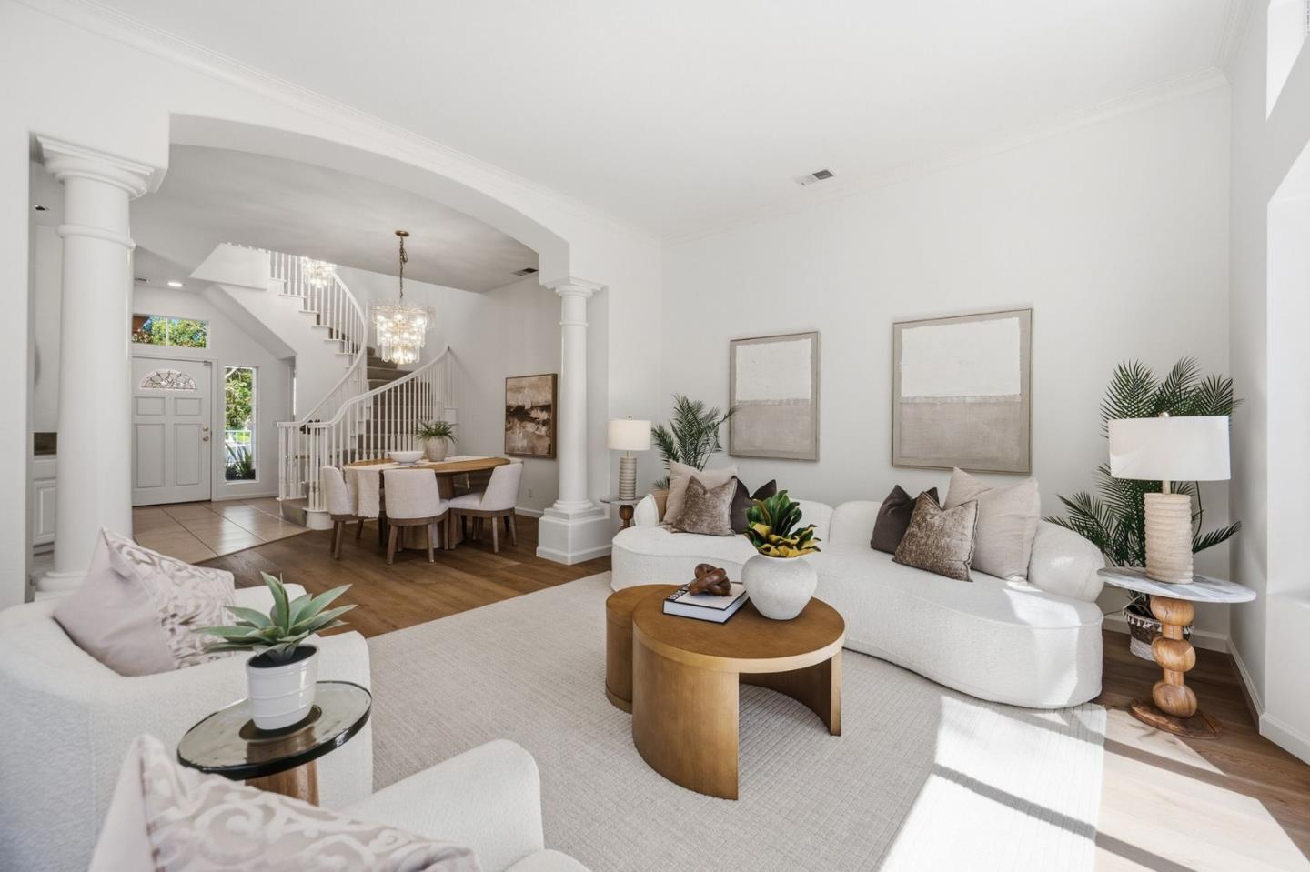 2112 Vizcaya Way photo 6