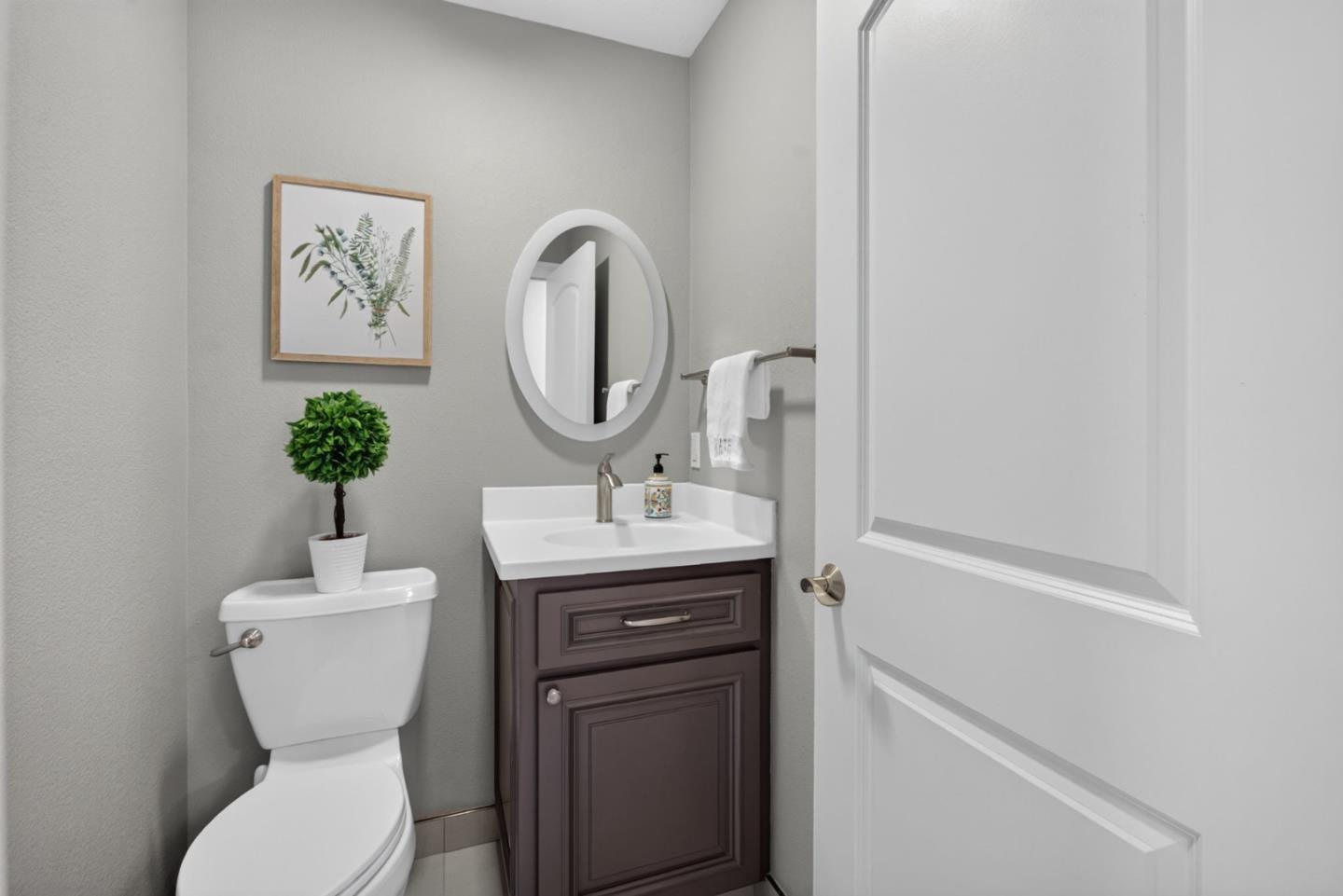 411 Carlyn Avenue photo 35