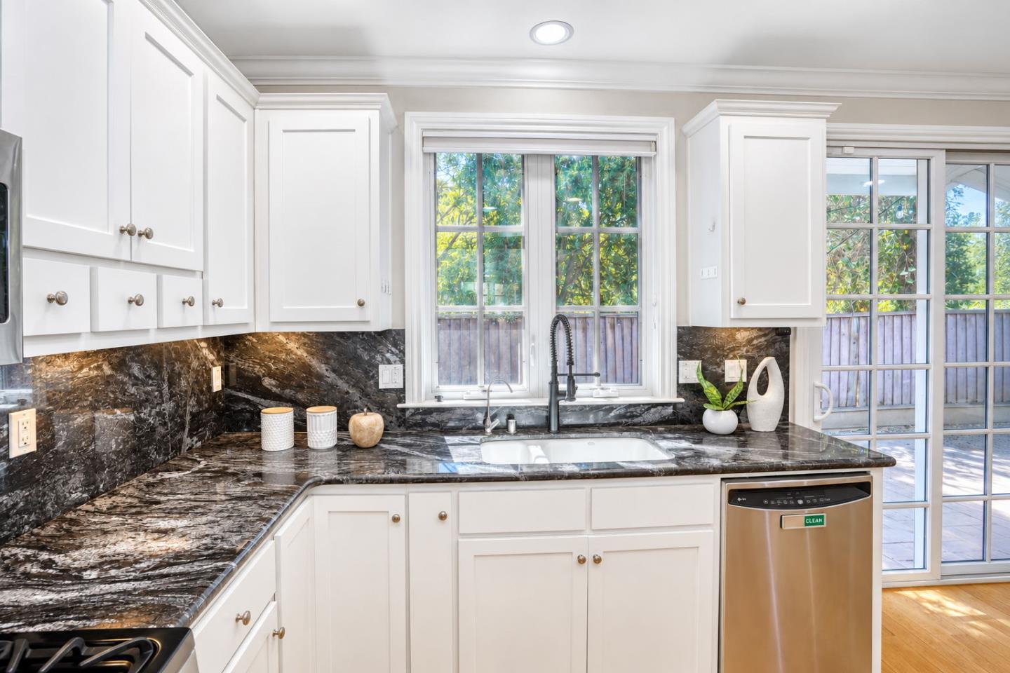 1308 Bronwen Way photo 8