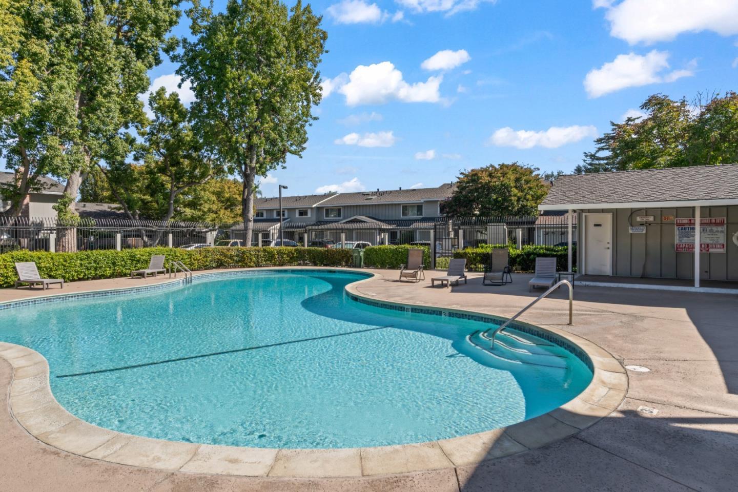 570 Latimer Circle photo 41