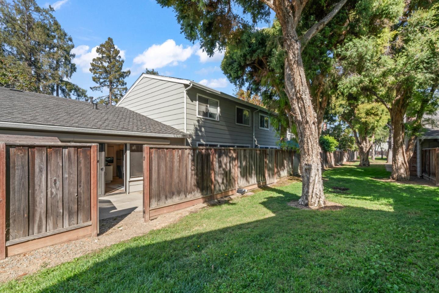 570 Latimer Circle photo 45