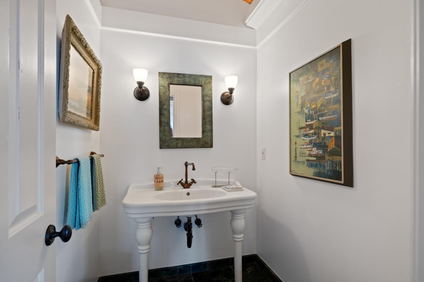 55 Alameda Avenue photo 31
