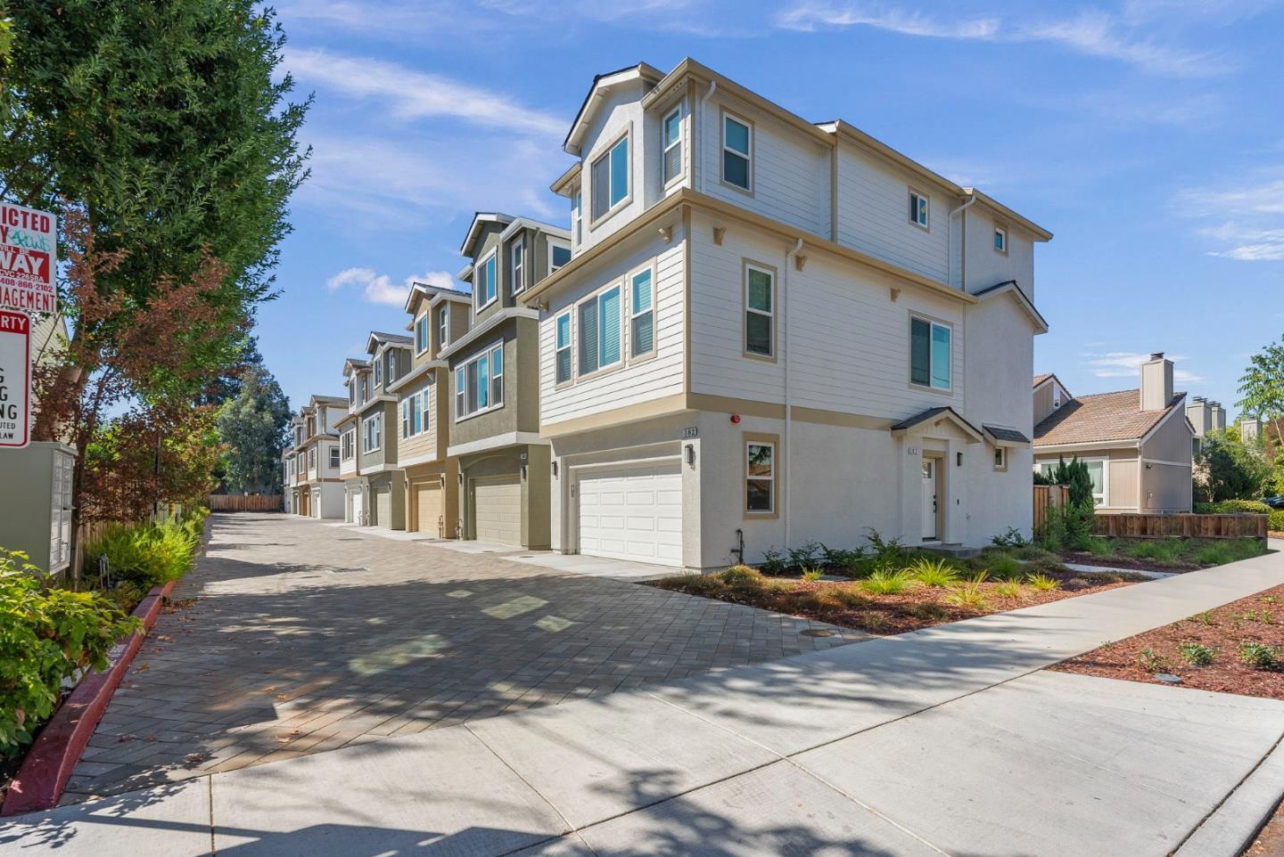 182 W Rincon Avenue photo 3