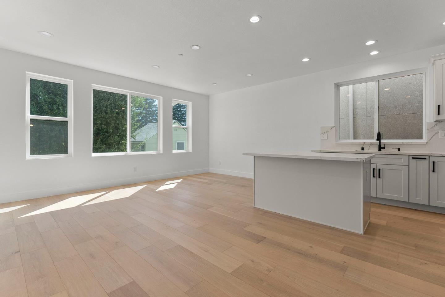 182 W Rincon Avenue photo 8