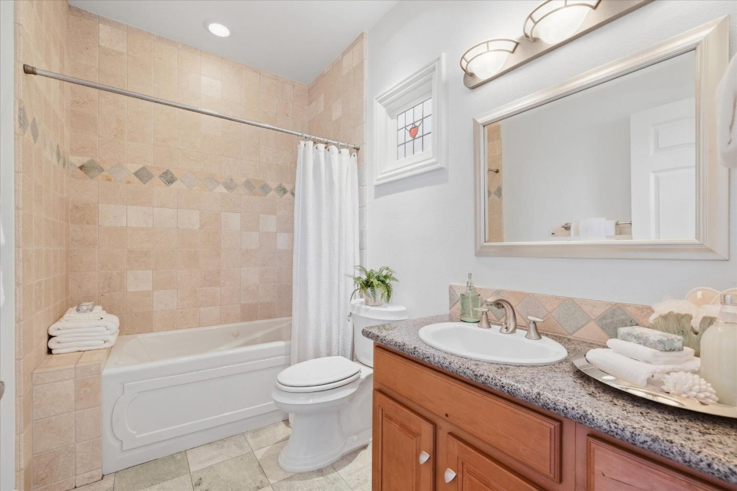 28 Hunt Way photo 28