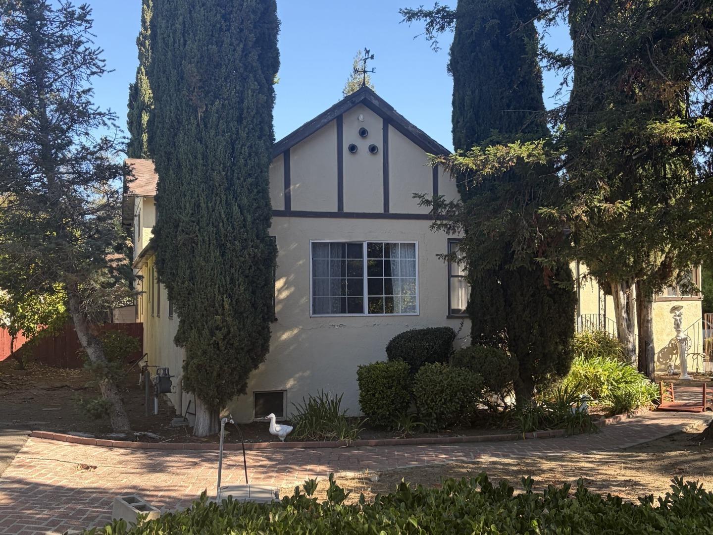 1551 Walters Avenue, Campbell, CA 95008