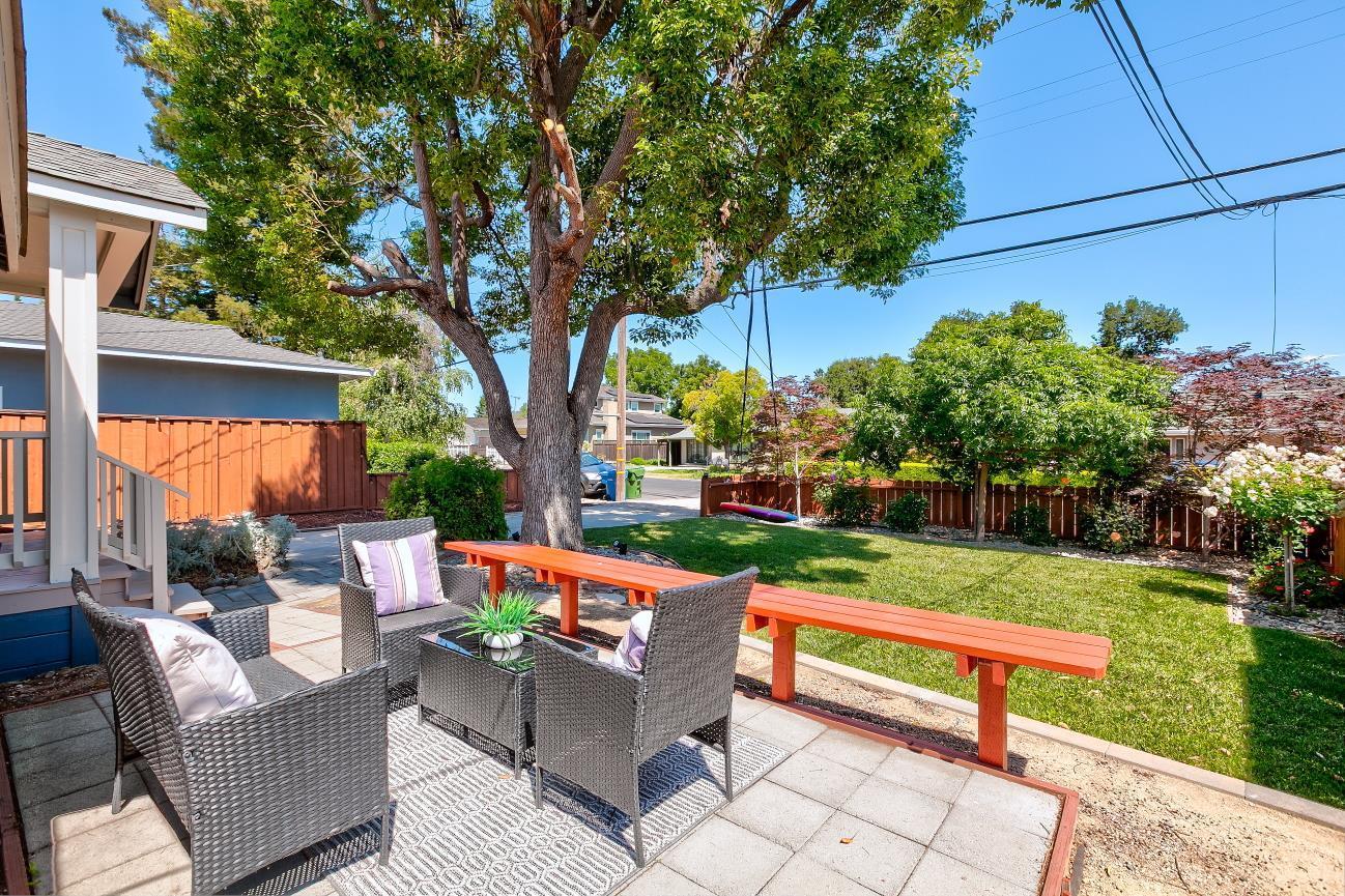 1018 Hazel Avenue photo 4