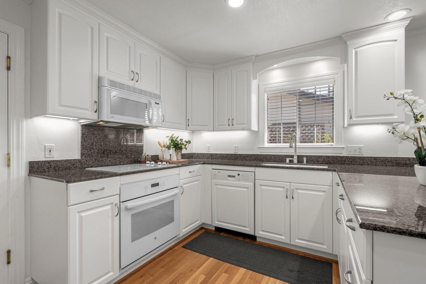 1475 Ginden Court photo 11