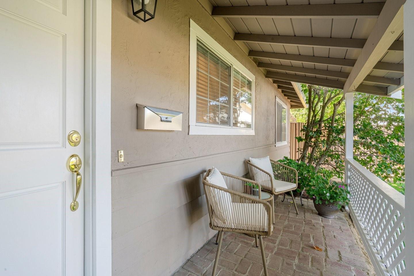 1475 Ginden Court photo 5