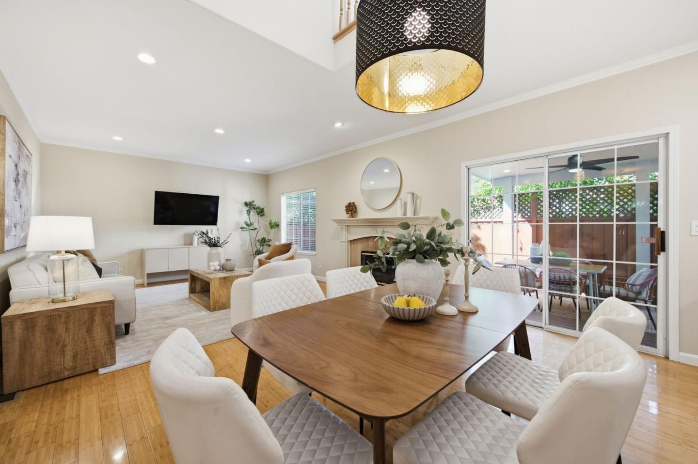 136 Redding Road photo 16