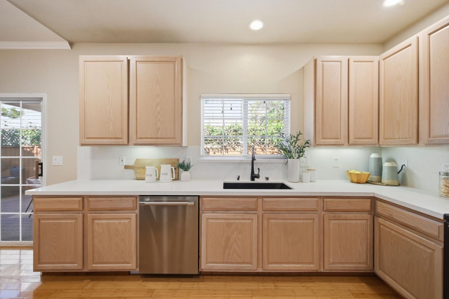 136 Redding Road photo 23