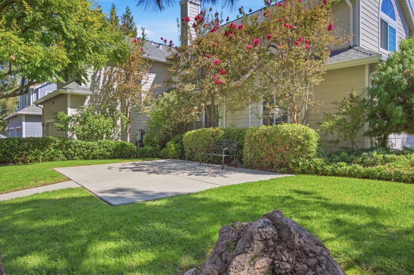 136 Redding Road photo 60