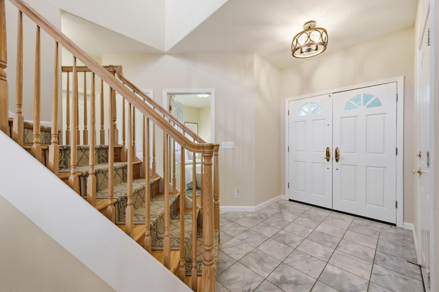 136 Redding Road photo 7
