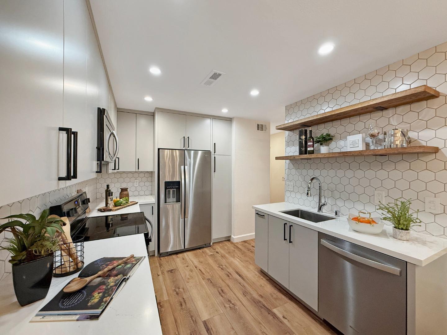 236 W Rincon Avenue #P photo 17