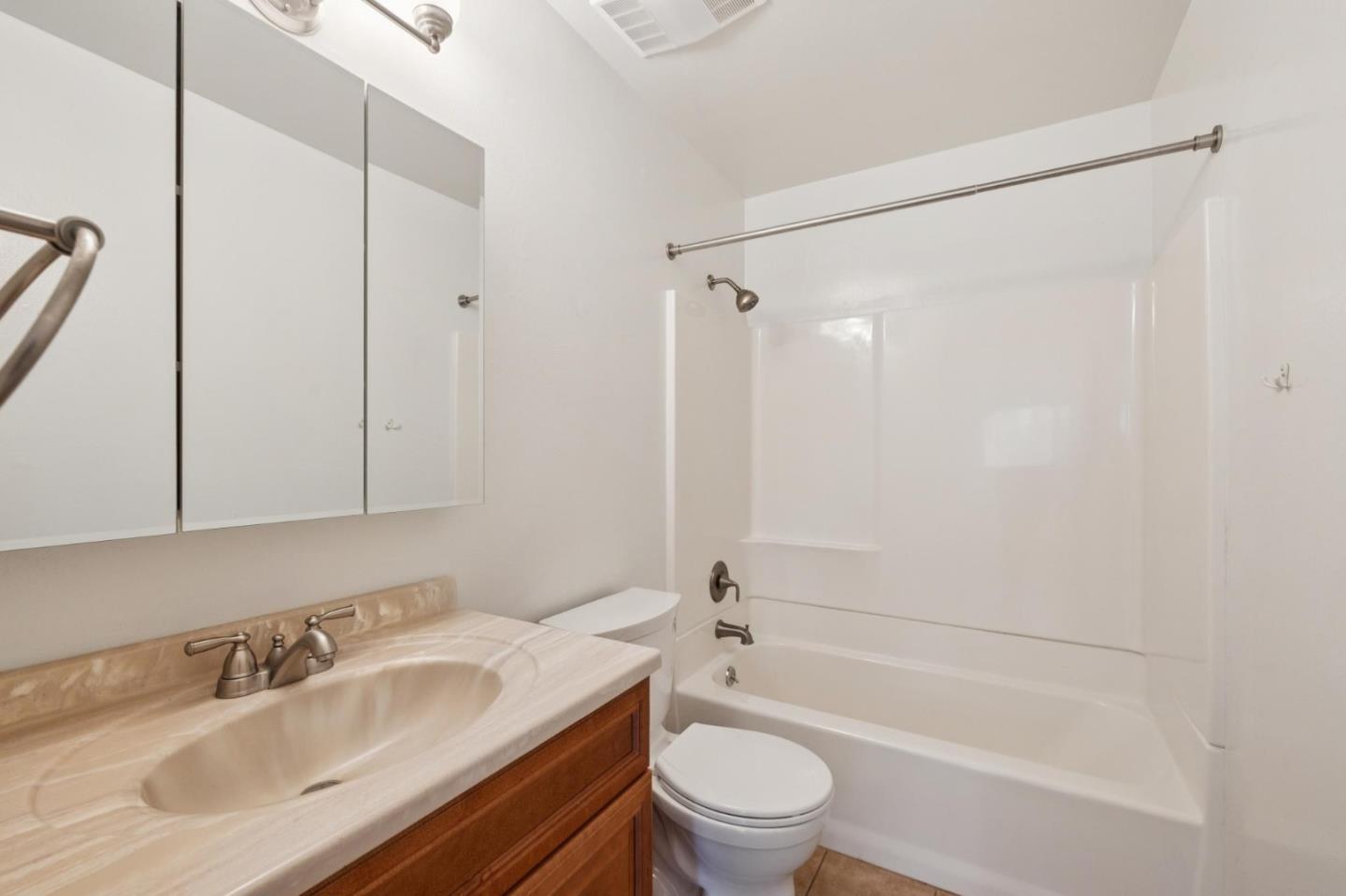 1023 Suzanne Court photo 15