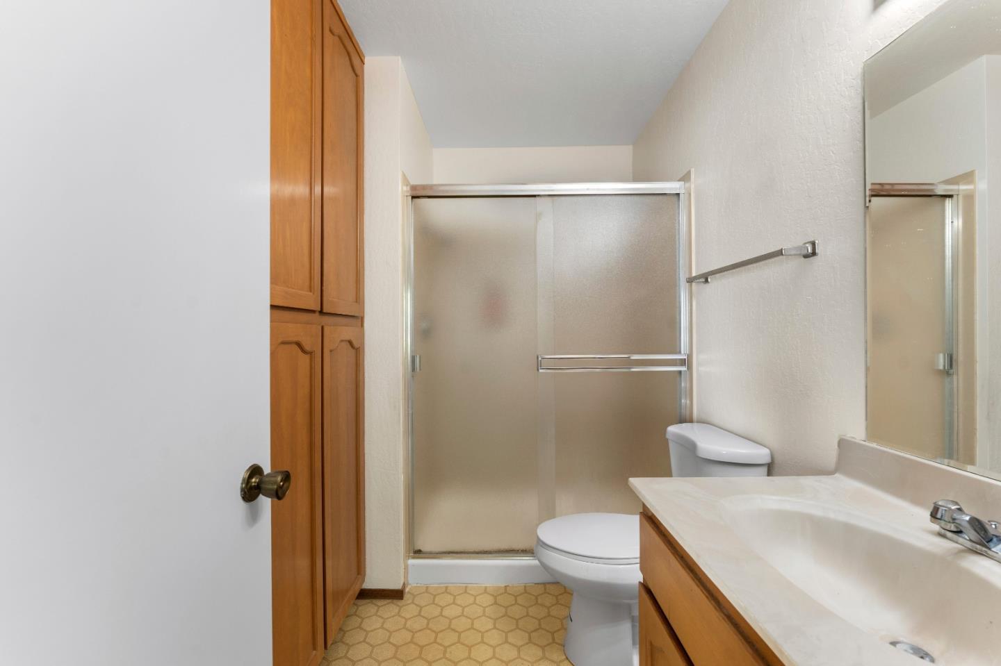 106 Bascom Court photo 12