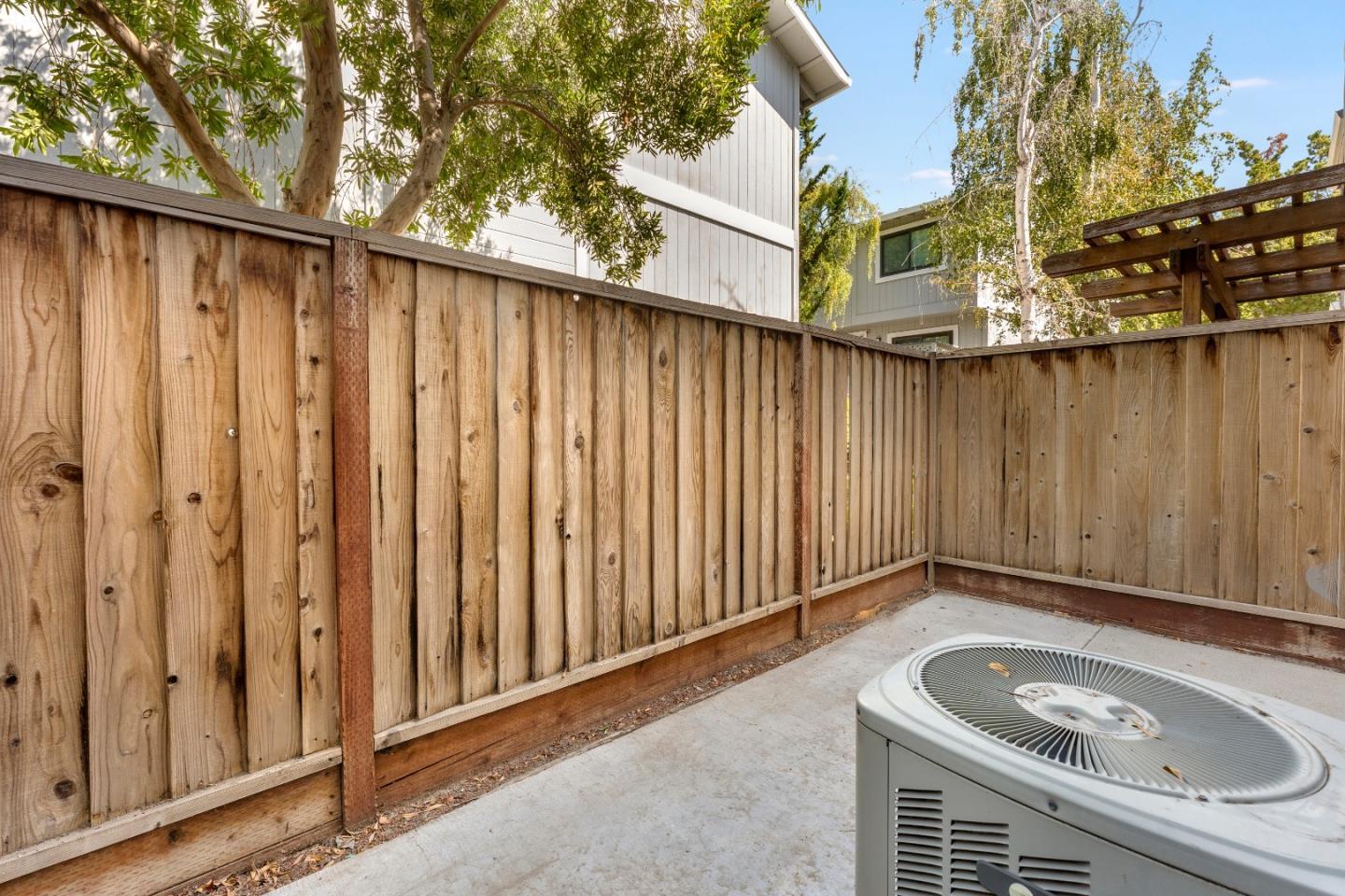 106 Bascom Court photo 13