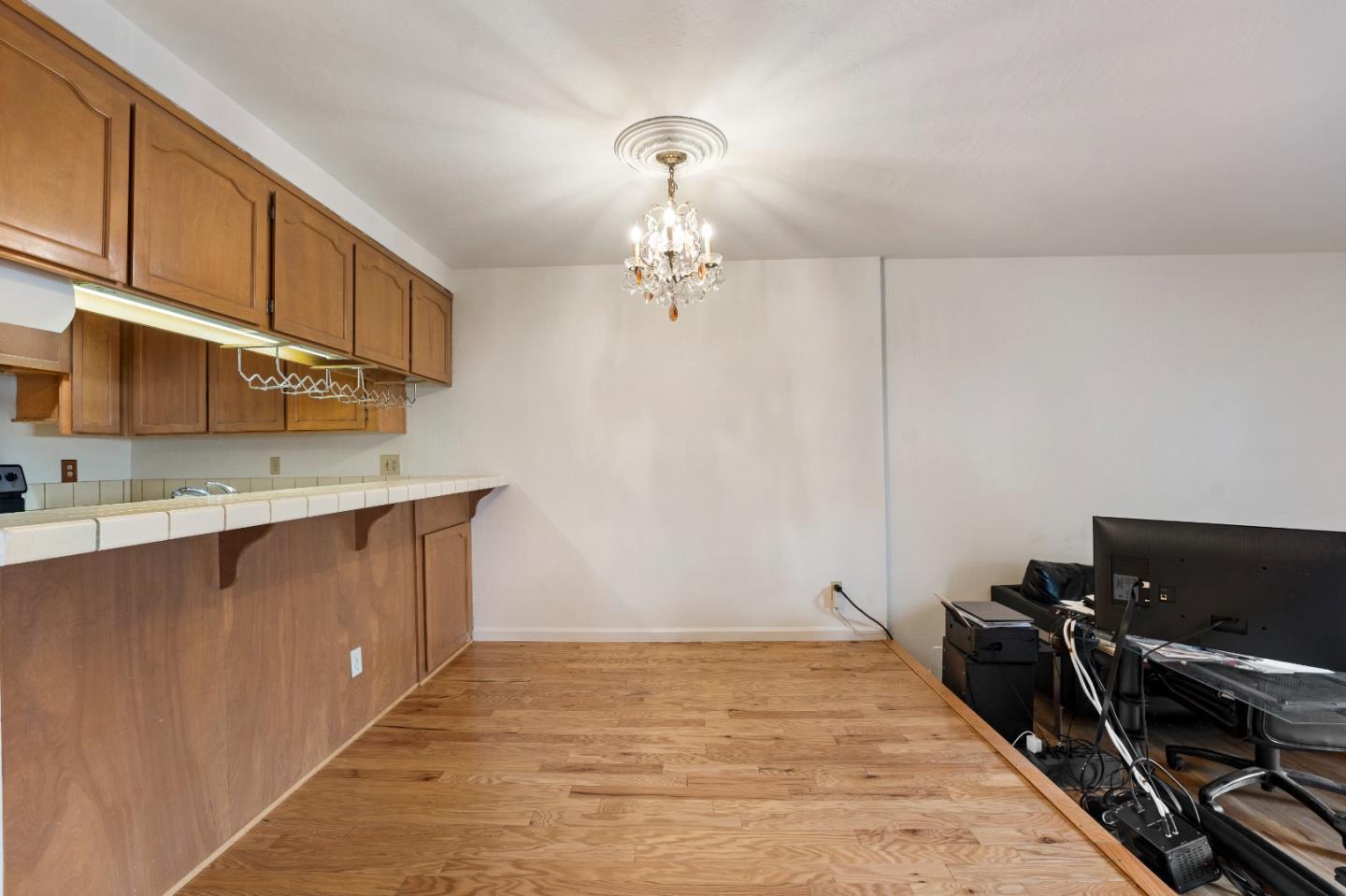 106 Bascom Court photo 16