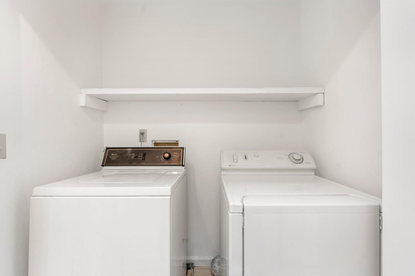 106 Bascom Court photo 10