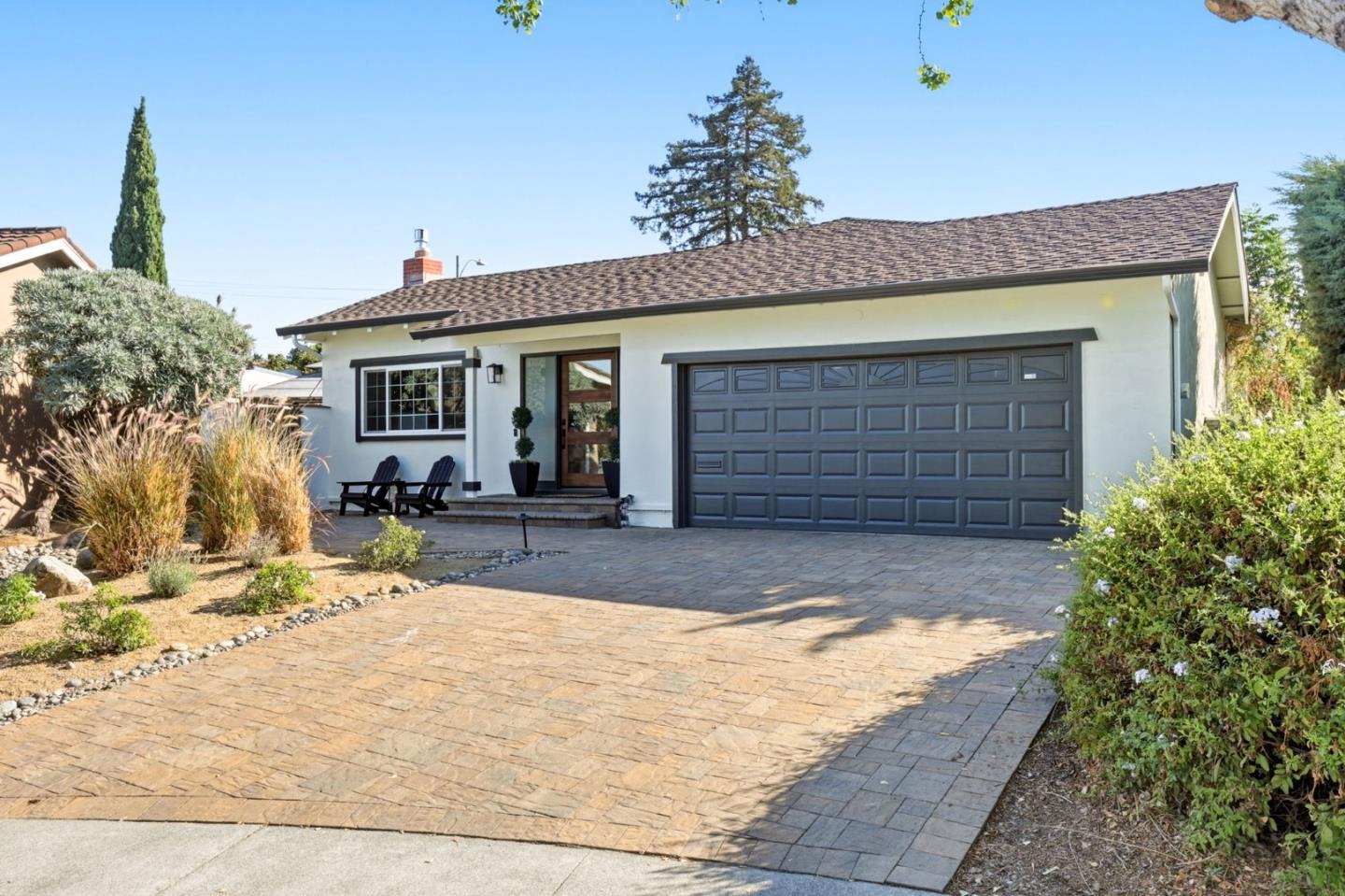10 Darryl Drive photo 3